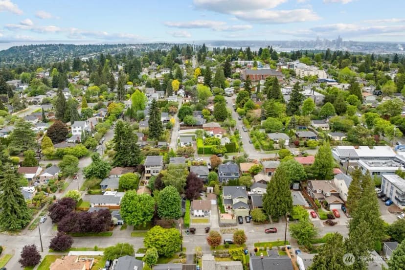Property photo for 3536 Sw Monroe Street, Seattle photo 28