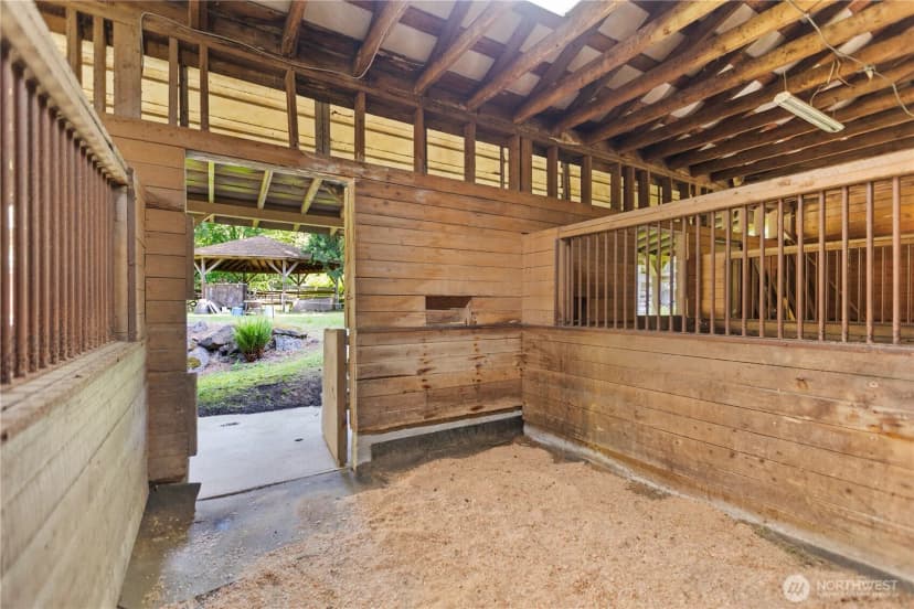 Property photo for 31006 Ne 161st Street, Duvall photo 6