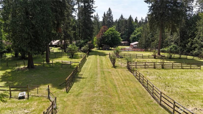 Property photo for 31006 Ne 161st Street, Duvall photo 31