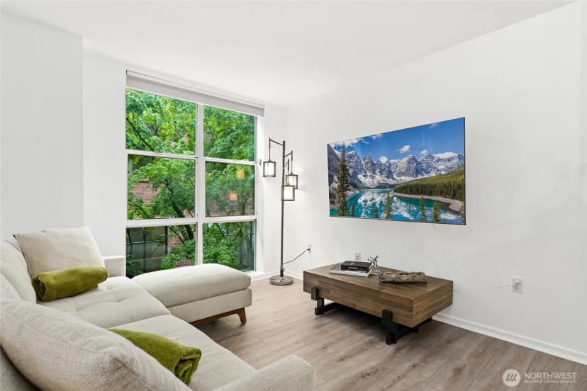 Property photo for 118 107th Avenue Ne ##b115, Bellevue photo 4