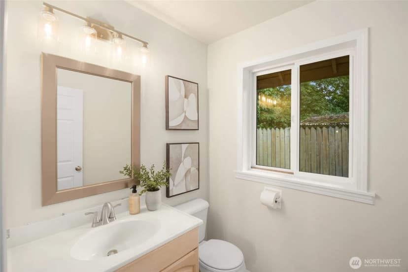 Property photo for 21701 53rd Avenue W, Mountlake Terrace photo 11