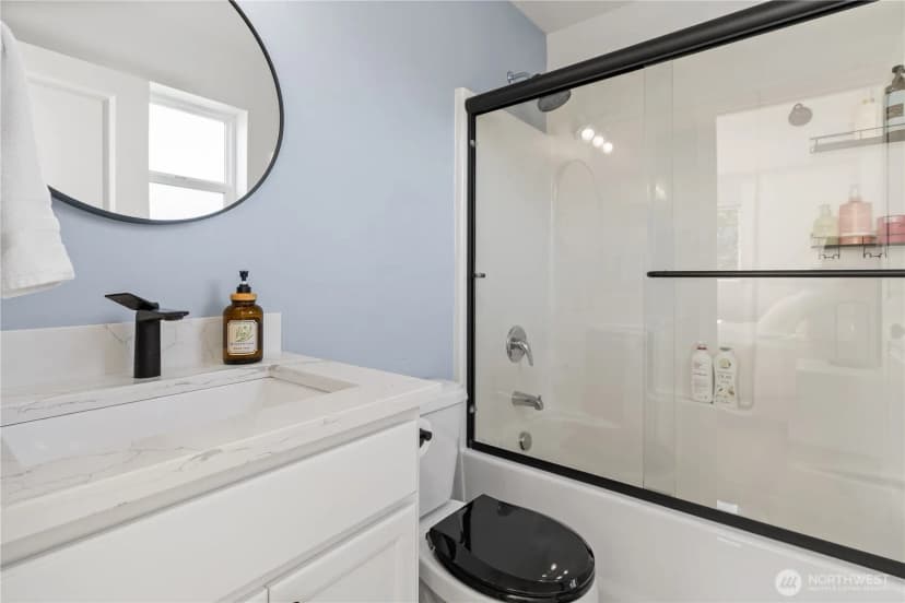 Property photo for 2086 Thornton St, Ferndale photo 18