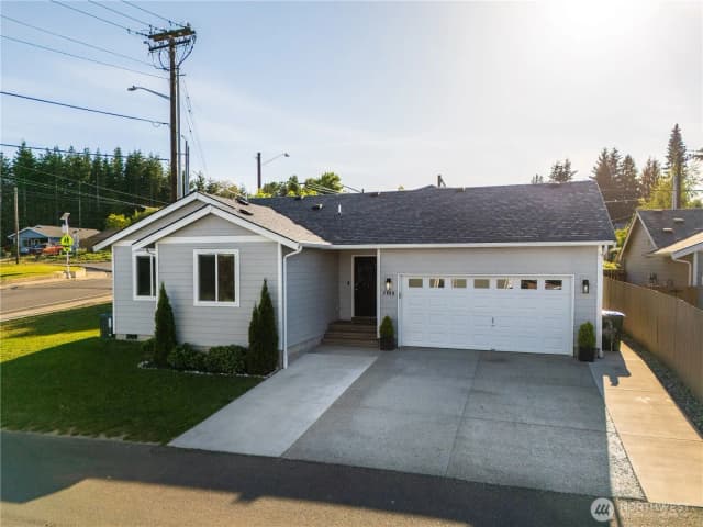 Property photo for 2086 Thornton St, Ferndale