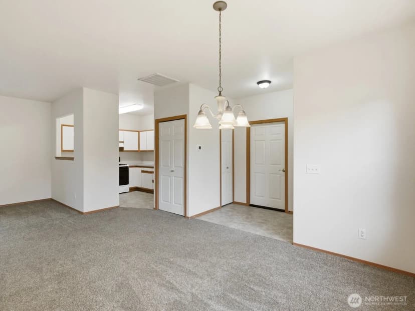 Property photo for 323 N Laventure Road #c, Mount Vernon photo 7
