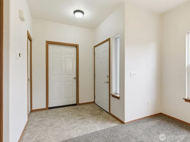 Property photo for 323 N Laventure Road #c, Mount Vernon photo 5