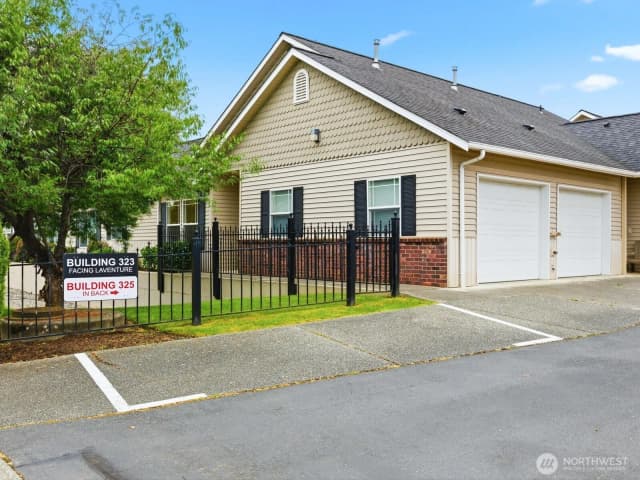 Property photo for 323 N Laventure Road #c, Mount Vernon photo 2