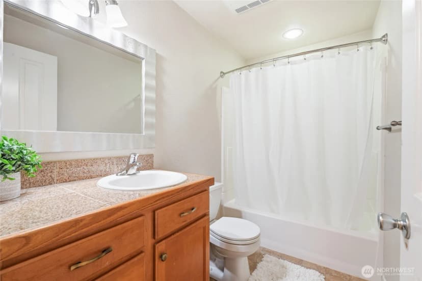 Property photo for 201 Pennsylvania Avenue #15, Wenatchee photo 14
