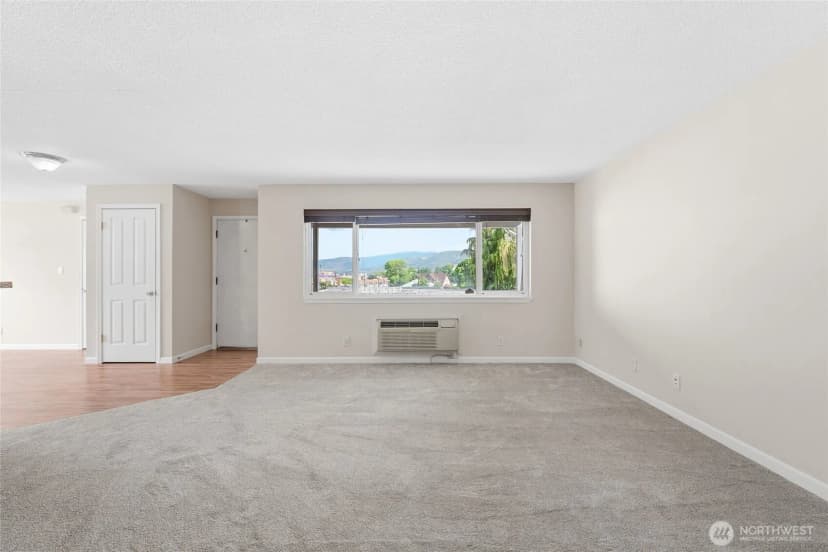 Property photo for 201 Pennsylvania Avenue #15, Wenatchee photo 6