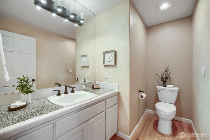 Property photo for 15810 Se 45th Place, Bellevue photo 14