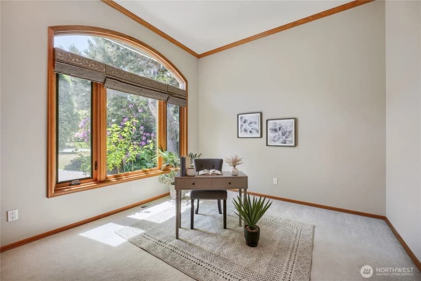 Property photo for 15810 Se 45th Place, Bellevue photo 8