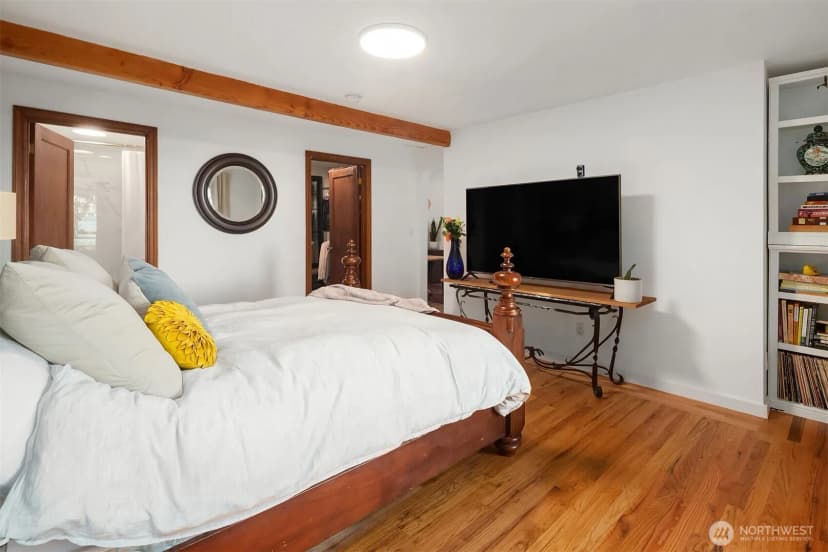Property photo for 9326 California Avenue Sw, Seattle photo 20