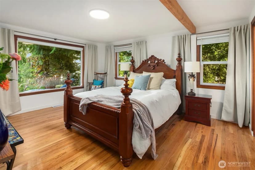 Property photo for 9326 California Avenue Sw, Seattle photo 19