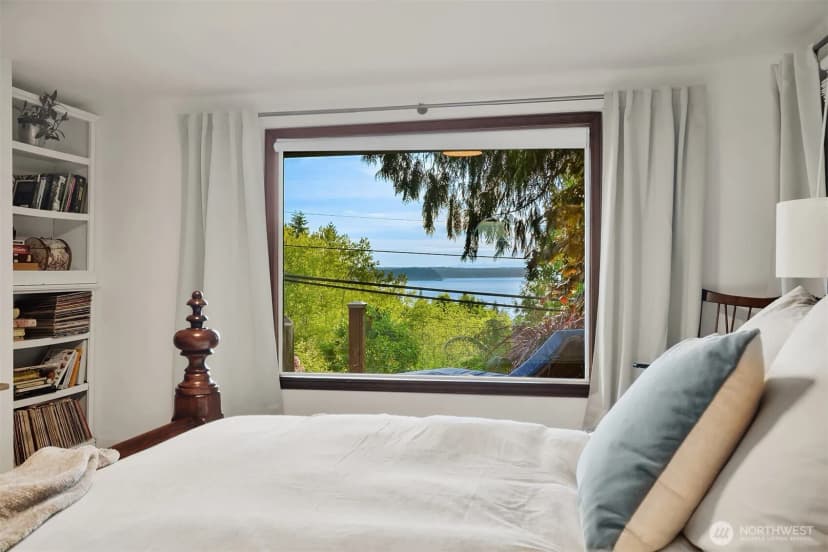 Property photo for 9326 California Avenue Sw, Seattle photo 21