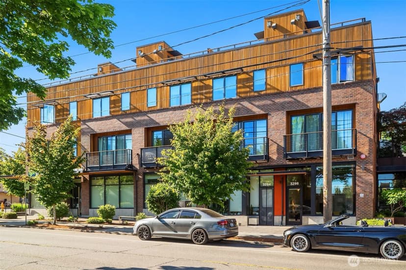 Property photo for 3298 Ne 65th Street #103, Seattle