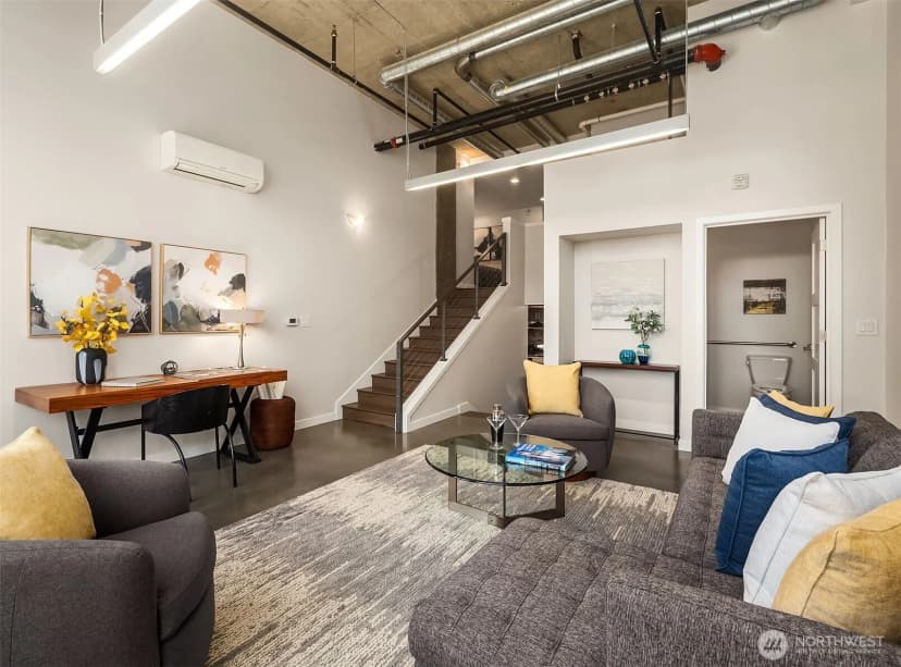 Property photo for 3298 Ne 65th Street #103, Seattle photo 6