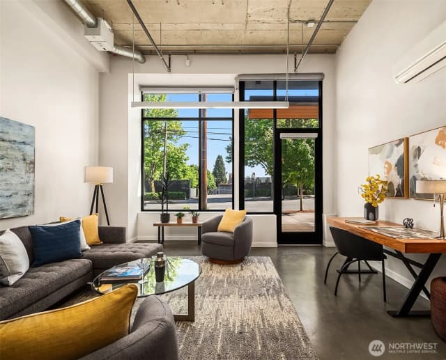 Property photo for 3298 Ne 65th Street #103, Seattle photo 4