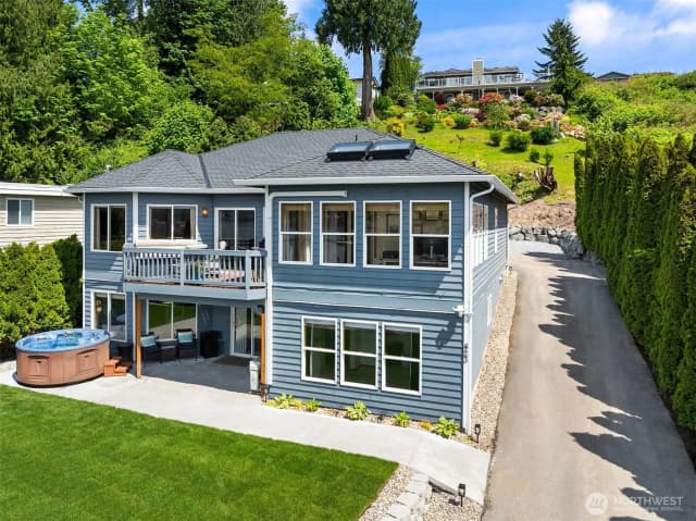 Property photo for 423 S Lake Stevens Road, Lake Stevens photo 3