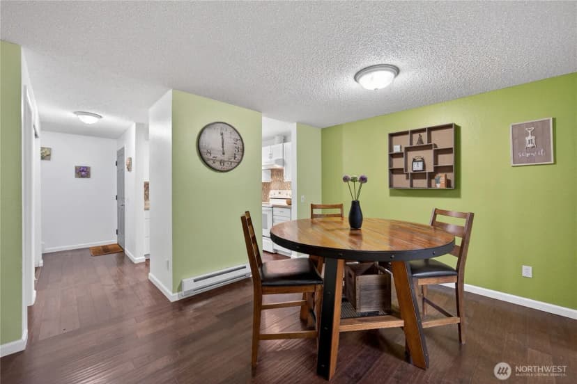 Property photo for 10037 Ne 138th Place #d2, Kirkland photo 13