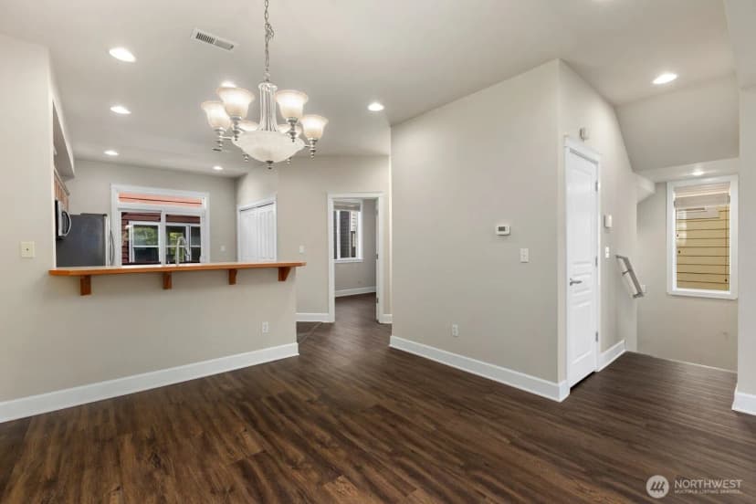 Property photo for 129 Spruce Street, Fircrest photo 9