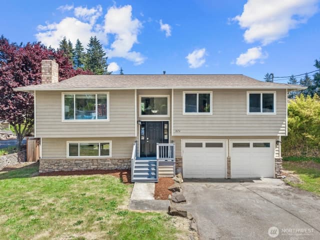 Property photo for 18711 64th Avenue W, Lynnwood