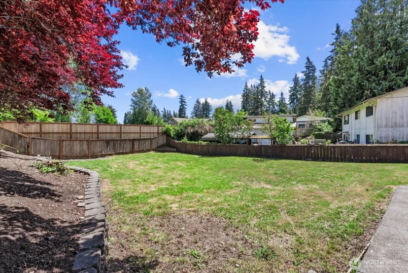 Property photo for 18711 64th Avenue W, Lynnwood photo 26