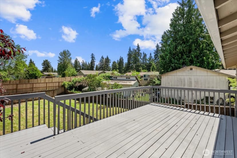 Property photo for 18711 64th Avenue W, Lynnwood photo 23