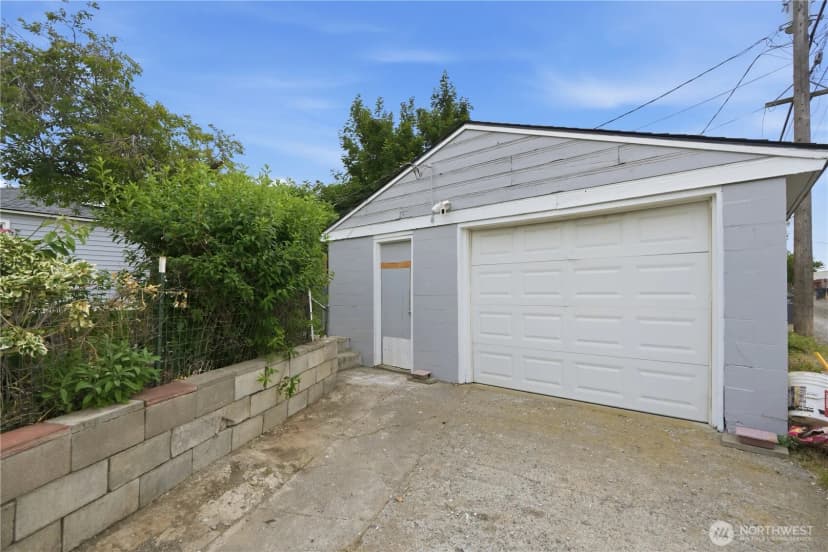 Property photo for 111 Se F Street, Ephrata photo 32