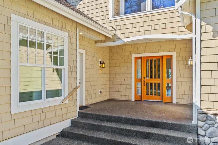 Property photo for 1800 E South Island Drive, Shelton photo 7