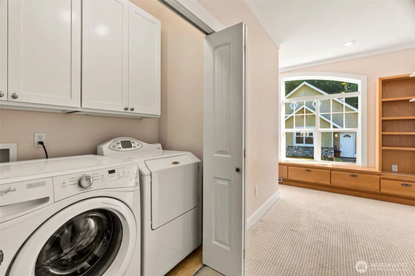 Property photo for 1800 E South Island Drive, Shelton photo 25