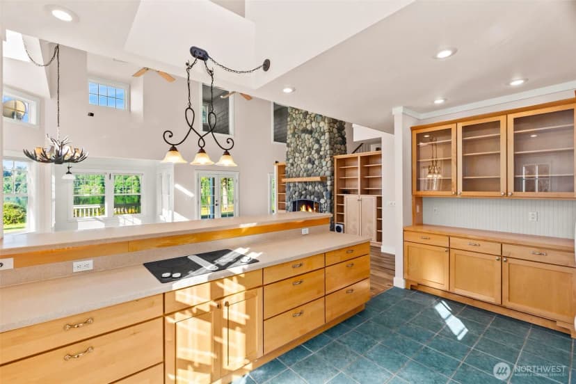Property photo for 1800 E South Island Drive, Shelton photo 13