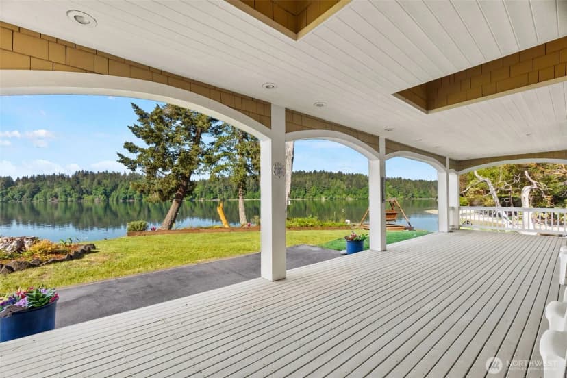 Property photo for 1800 E South Island Drive, Shelton photo 16