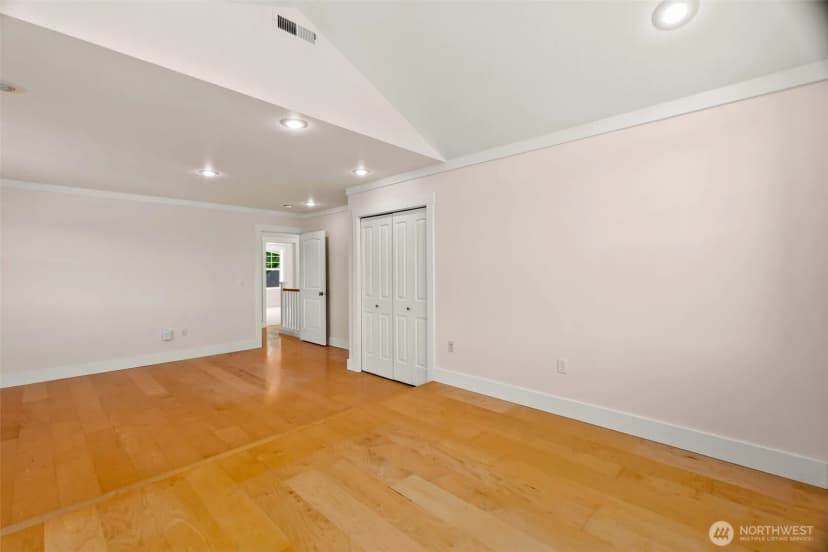 Property photo for 1800 E South Island Drive, Shelton photo 31