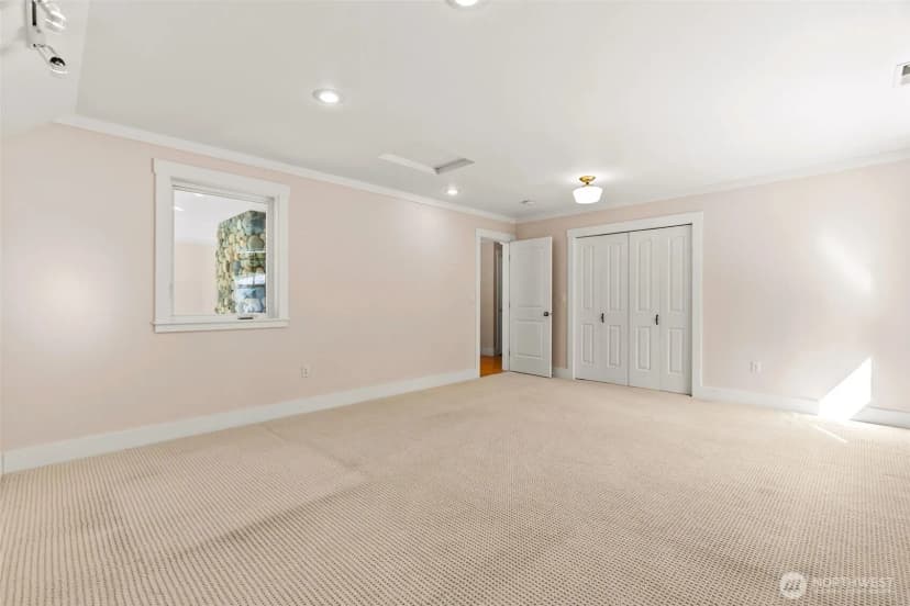 Property photo for 1800 E South Island Drive, Shelton photo 27