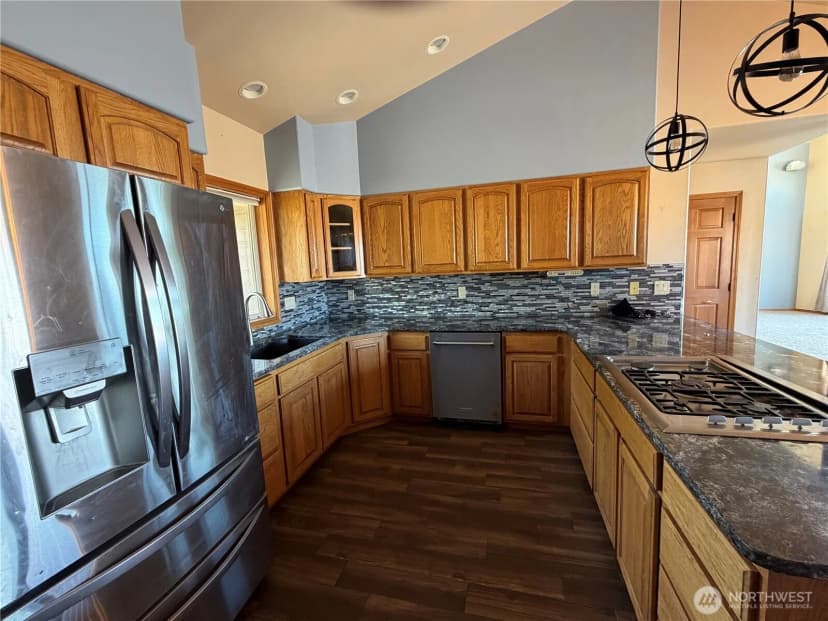 Property photo for 903 E Norman Road, Yakima photo 6