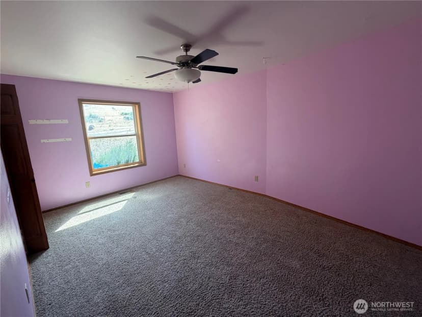 Property photo for 903 E Norman Road, Yakima photo 19