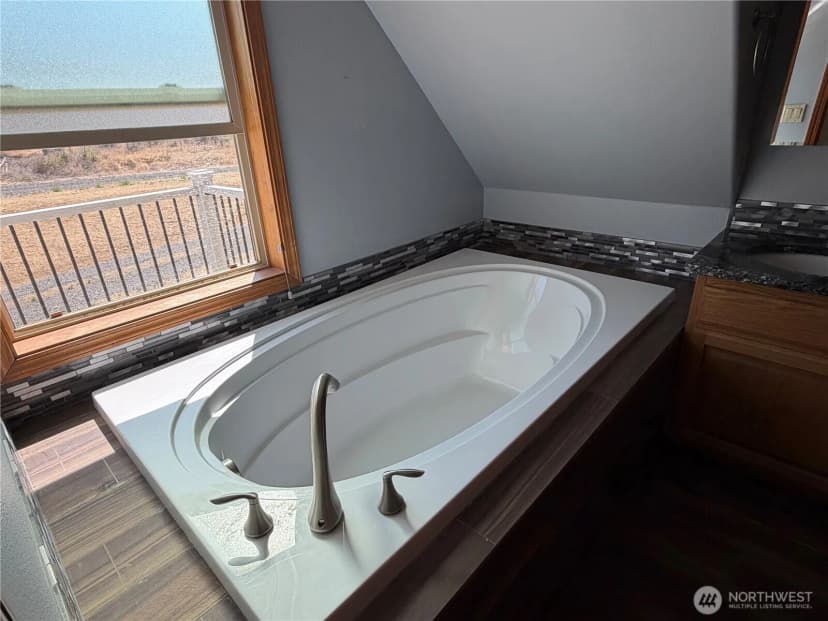 Property photo for 903 E Norman Road, Yakima photo 15