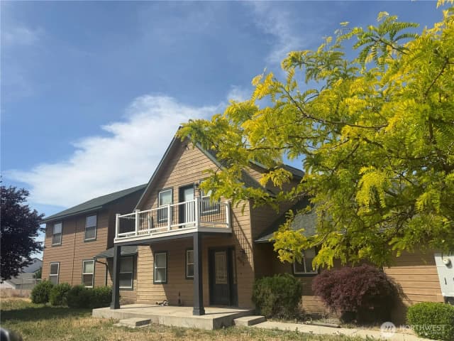 Property photo for 903 E Norman Road, Yakima