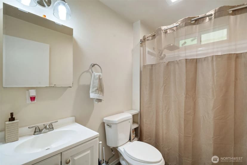 Property photo for 543 E Hazel Street, Shelton photo 14