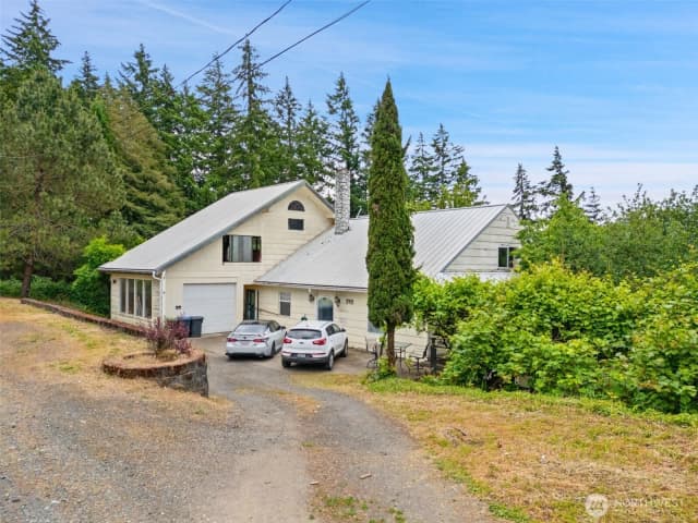 Property photo for 543 E Hazel Street, Shelton