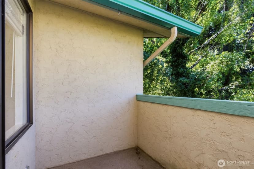 Property photo for 3024 Ne 143rd Street #301, Seattle photo 15