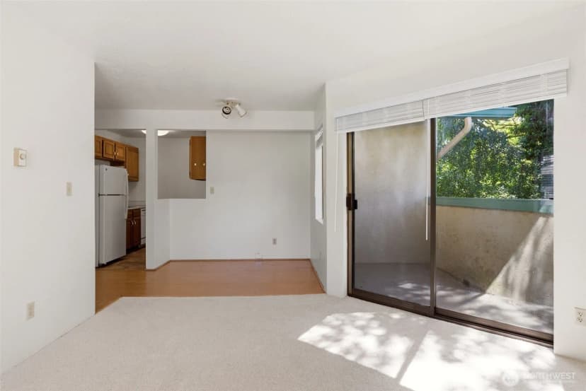 Property photo for 3024 Ne 143rd Street #301, Seattle photo 6