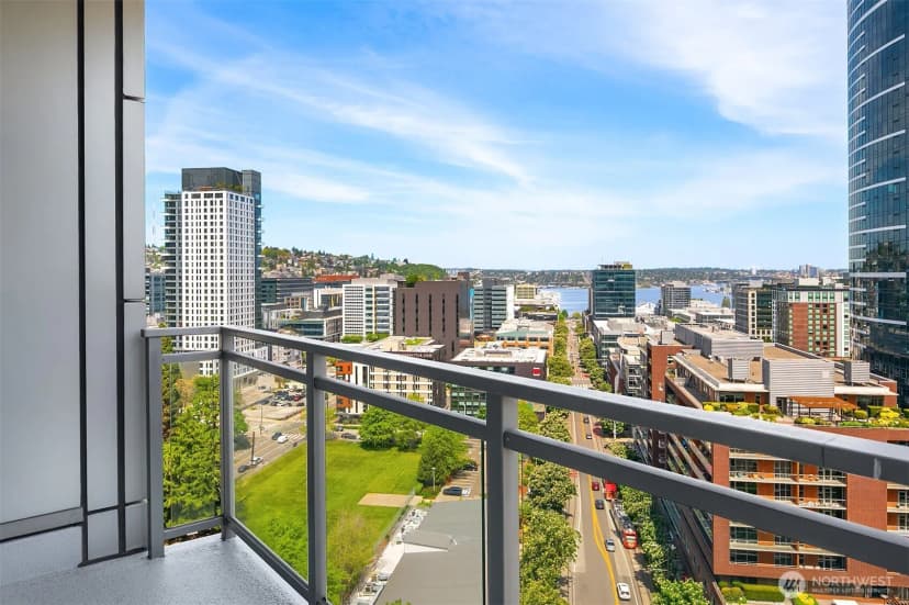 Property photo for 820 Blanchard Street #1605, Seattle photo 9