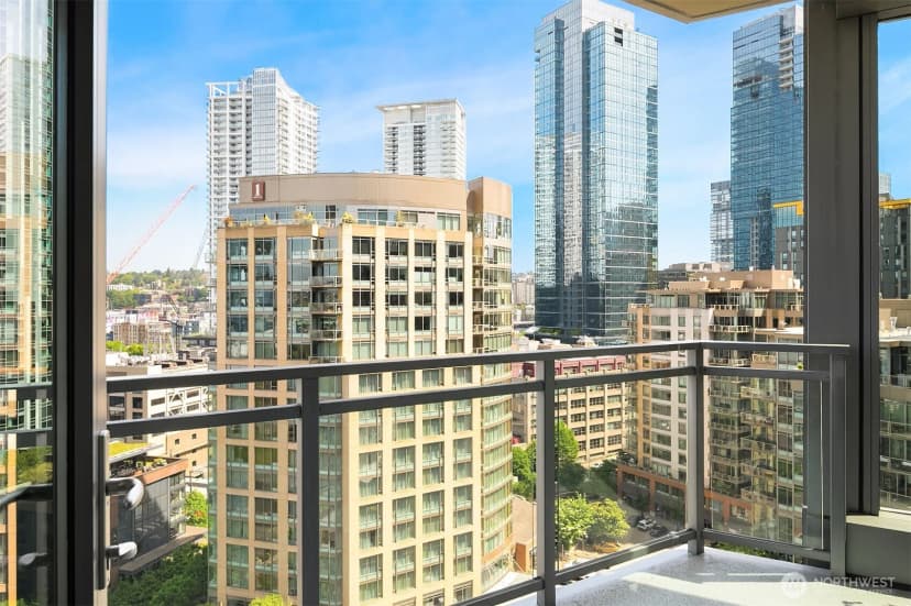 Property photo for 820 Blanchard Street #1605, Seattle photo 10