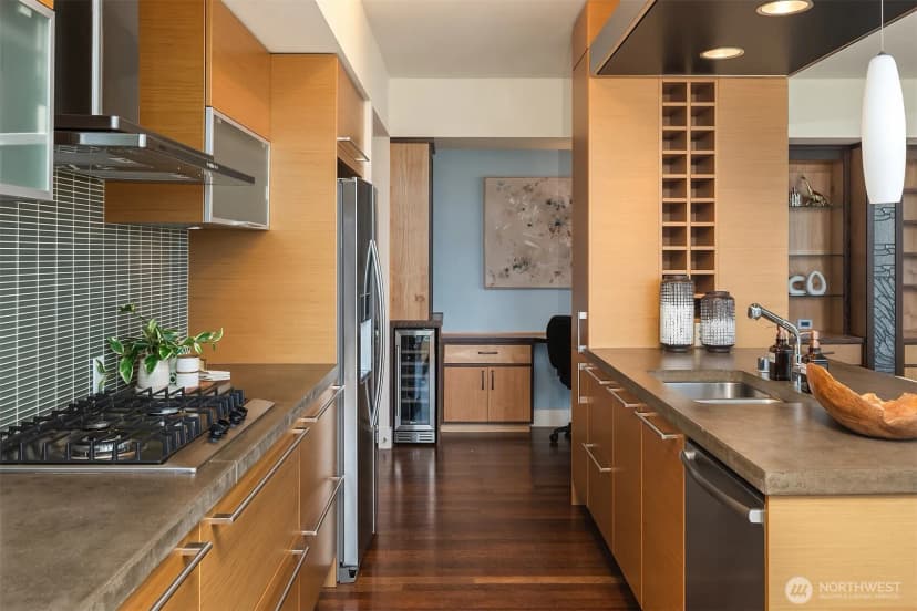 Property photo for 820 Blanchard Street #1605, Seattle photo 14