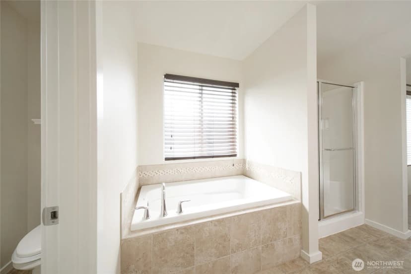 Property photo for 4241 R Street Ne, Auburn photo 17