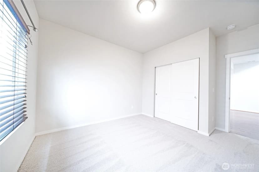 Property photo for 4241 R Street Ne, Auburn photo 4