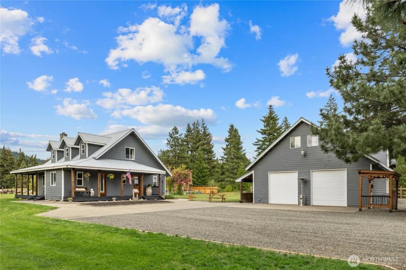 Property photo for 5911 Nelson Siding Road, Cle Elum photo 2