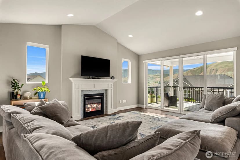 Property photo for 661 S Juli Avenue, East Wenatchee photo 4