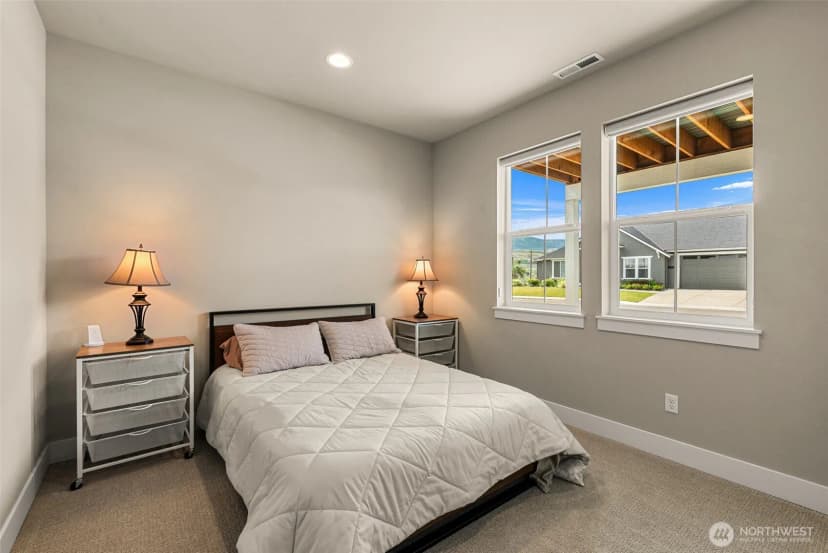 Property photo for 661 S Juli Avenue, East Wenatchee photo 32