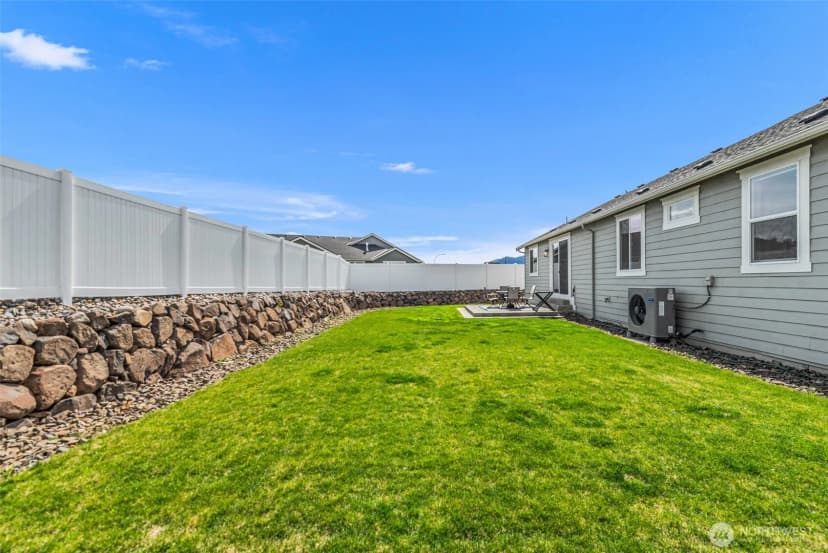 Property photo for 661 S Juli Avenue, East Wenatchee photo 38
